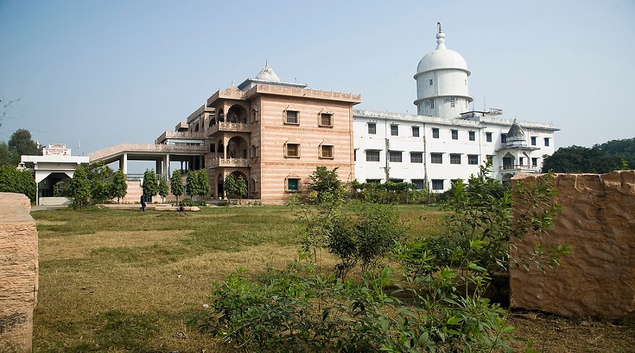 1 Day Kabir Math Tour package in Varanasi 1 Day Kabir Math Tour package in Varanasi